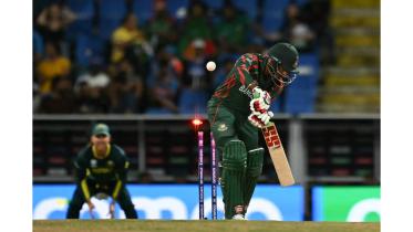 tanzid_tamim_bowled.jpg