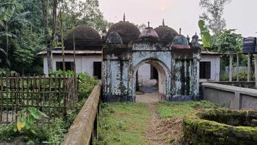 mughal-era-mosque-01.jpg