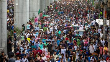 A walk through free(?) Dhaka