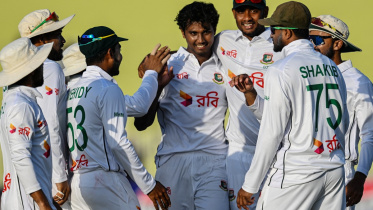afp_20240821_36eh7n8_v1_preview_cricketpakbantest.jpg