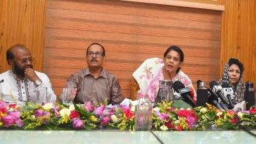 Crackdown on plastic bags begins on Oct 1