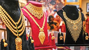 jewelary.jpg
