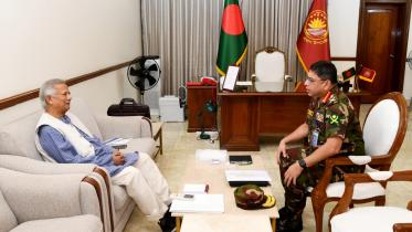 Waker-uz-Zaman meeting Yunus