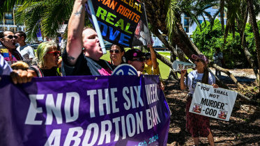 afp_20241106_36lm7l9_v1_preview_filesusvoteabortionflorida.jpg