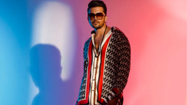 Arifin Shuvoo begins shooting for new web-series in Kolkata