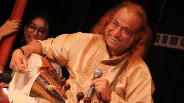 Ustad Aashish Khan passes away at 84