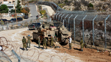 2024-12-09t103053z_1088057094_rc2klbaw310z_rtrmadp_3_syria-security-israel.jpg
