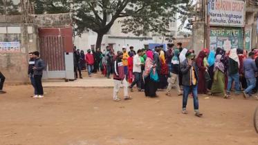 RMG workers in Ashulia demonstrate for higher increments