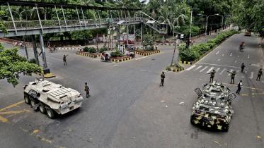military-convoy