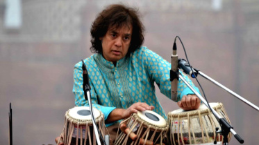 tabla-maestro-ustad-zakir-hussain-performs-during-145532.jpg