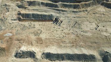 mass_grave_in_syria.jpg