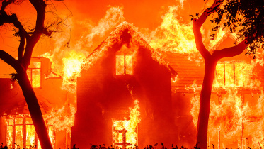 afp_20250108_36tb2r6_v3_highres_topshotusweatherfire.jpg