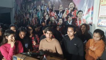 c42cop_1_bangladesh_national_women_football_team_play_06022025_e8bc_sbs.jpeg