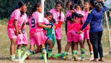 khulna-woamn_football_15.jpg