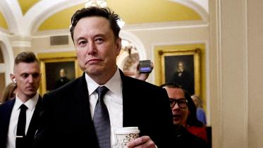 elon_musk_walks.jpg