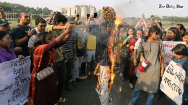 Protest demanding home adviser's resignation