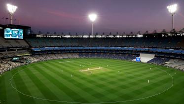 mcg.jpg