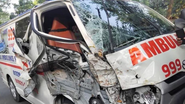 benapole_accident_photo_-3_killed_-3_injured_-19.03.25.jpg