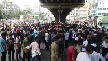 students protest for education adviser resignation
