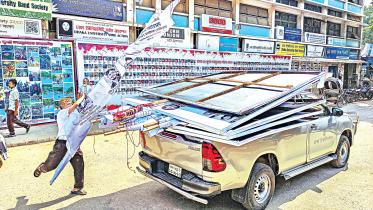 Authorities pull down Ducsu election campaign posters, banners