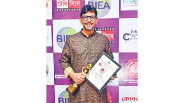 Chanchal Chowdhury receives Bengal Int’l Excellence Award in Kolkata