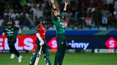 afp_20250925_76rr8az_v1_midres_cricketasia2025t20banpak.jpg