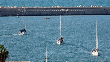 afp_20251002_77h66zq_v2_midres_topshotisraelpalestinianconflictsumudflotilla.jpg