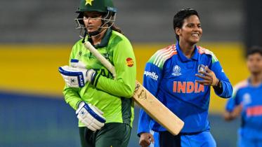 afp_20251005_77rv6e8_v1_midres_cricketiccwomenwc2025odiindpak.jpg