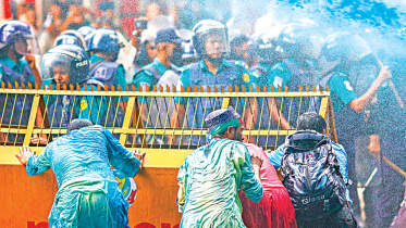 ebtadia-madrasa-vs-police.jpg