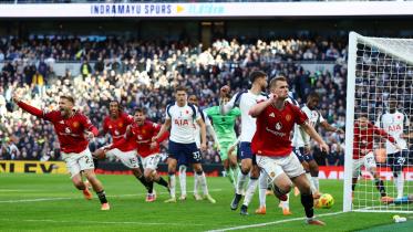 2025-11-08t142621z_1880121508_up1elb8143veh_rtrmadp_3_soccer-england-tot-mun.jpg