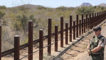us-mexico_border.jpg