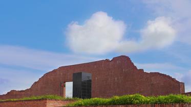 martyrs_intellectual_monument_at_rayerbazar.jpg