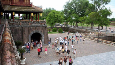 vietnam_tourism.jpg