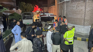 pakistan explosion.jpg