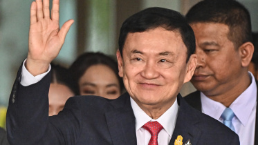 Thai king cuts ex-PM Thaksins jail term to one year govt.jpg