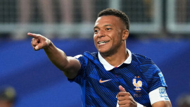 2026-06-23T001907Z_1609083111_UP1EM6N00KI7H_RTRMADP_3_SOCCER-WORLDCUP-FRA-IRQ.JPG