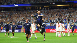 2026-06-28T035218Z_1998714012_UP1EM6S0AFYMD_RTRMADP_3_SOCCER-WORLDCUP-JOR-ARG.JPG