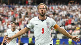 AFP__20260617__B7G3237__v2__HighRes__TopshotFblWc2026Match22EngCro.jpg