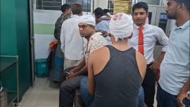 Bagerhat court building collapse injury.jpg