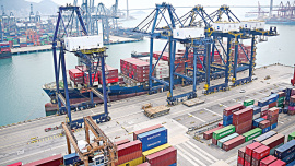 cargo-at-Kwai-Chung-Container-terminal.jpg