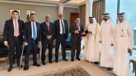 Khalilur meets Qatari deligation.png