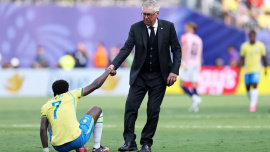 Ancelotti-Vinicius.jpg