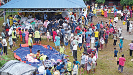 relief-camp-at-Devighat-in-Nepal.jpg