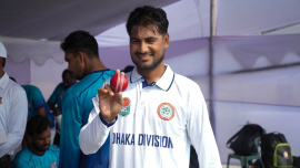 Kookaburra ball.jpg