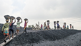 cargo-ship-in-Dhaka.jpg