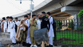 pakistan_detain.jpg