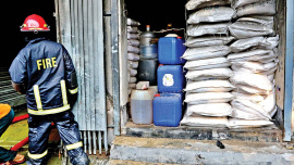 Chemical-warehouses-Old-Dhaka.jpg