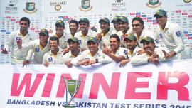 pak team.jpg