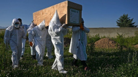 covid-death-afp