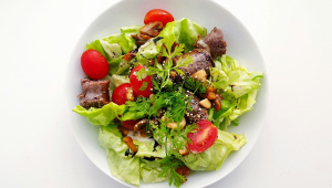 Swap fried iftar snacks for fresh healthy salads